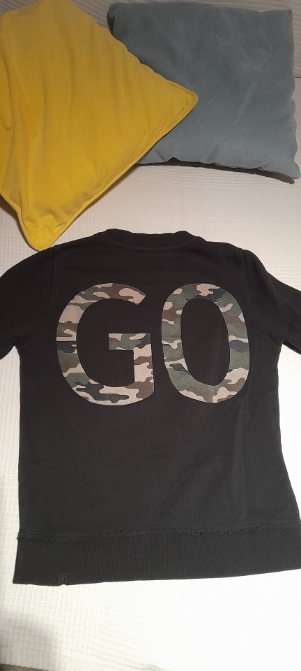 Zara pulover št.140