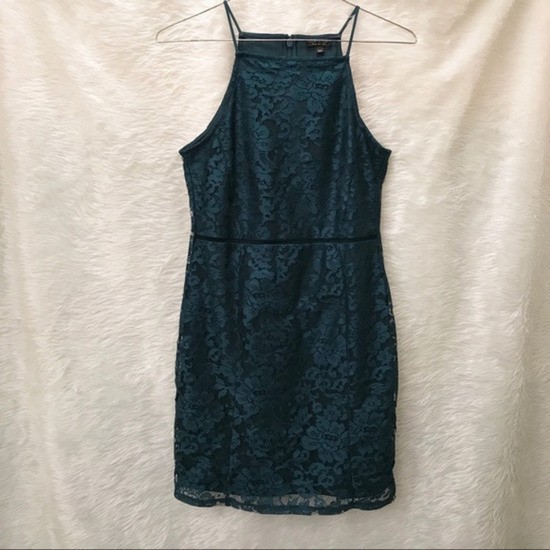 Topshop zelena čipkasta oblekca 10€