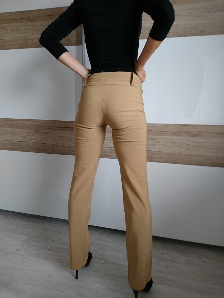 Ženske elegantne hlače XS, odlično ohranjene, lepo padajoče, 5 eur