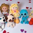 Komplet igrač, punčke, kužki, 15 e