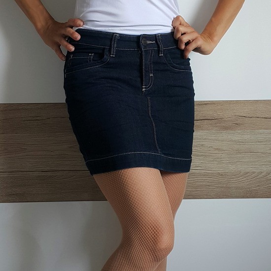 Temno modra raztegljiva minika 32-34, 4e