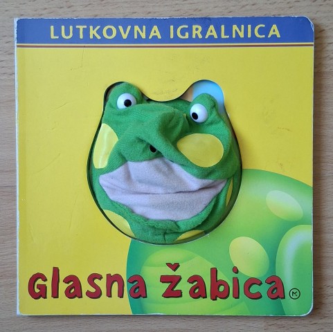 Knjige otroške in odrasle - foto