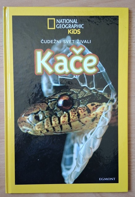 Knjige otroške in odrasle - foto