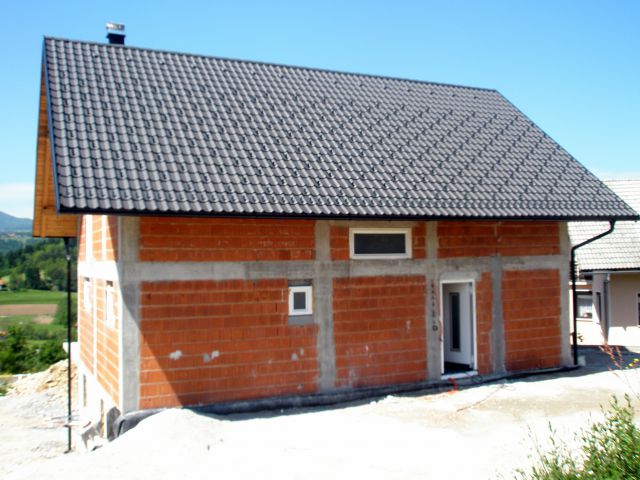 Stanovanjska hiša v Mali vasi - foto
