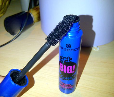 Get BIG!Lashes Volume Waterproof Mascara - foto
