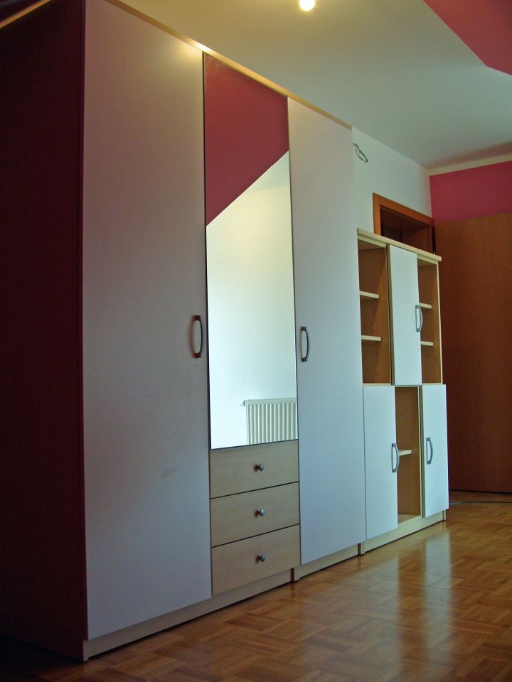 Pohištvo - foto povečava