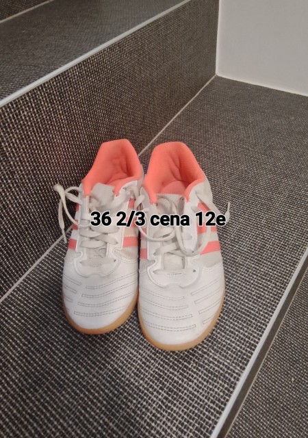 NOGOMETNI ČEVLJI OD 36-39 - foto