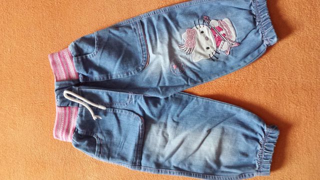 Jeans hlače št. 86-92 - 2,50 eur