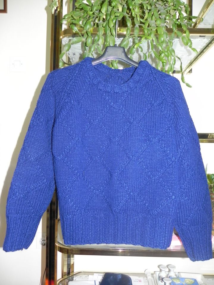 old looked moder pulover, m, ročno pletenje, 10 eur