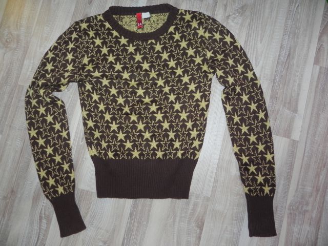Temno rjav pulover z zlatimi zvezdicami, s, 5 eur