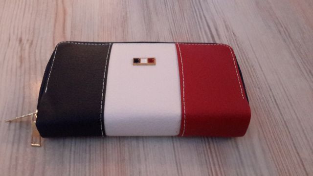 Hilfiger denarnica nova še zapakirana - foto
