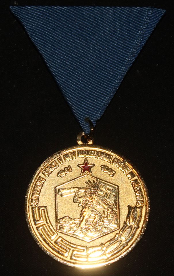 Spominske partizanske medalje - foto povečava