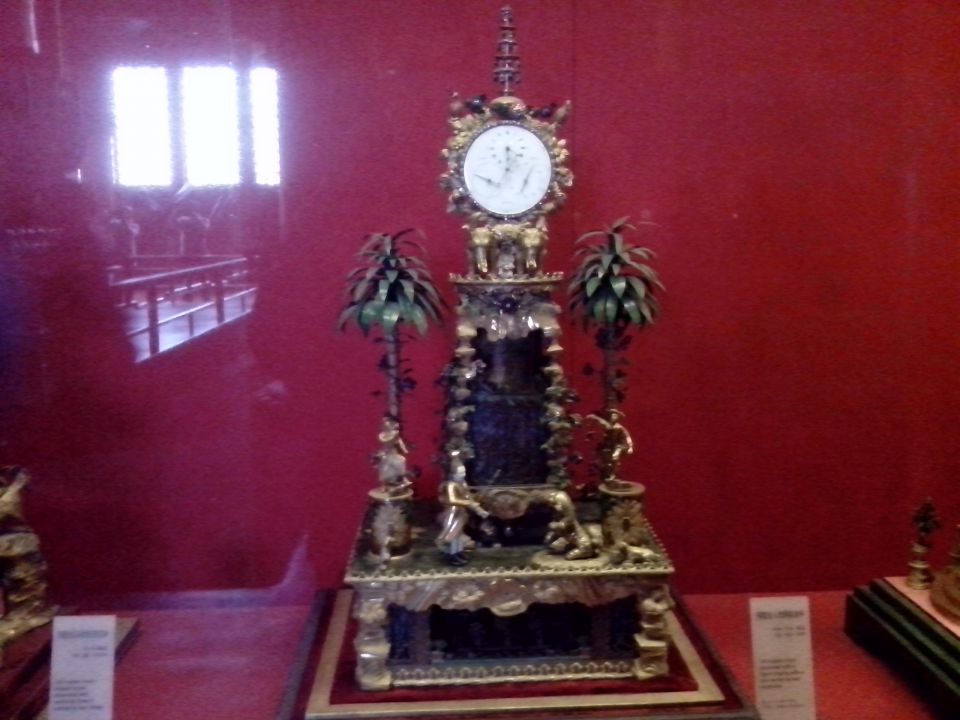 Forbidden City - Clock and Watch - foto povečava