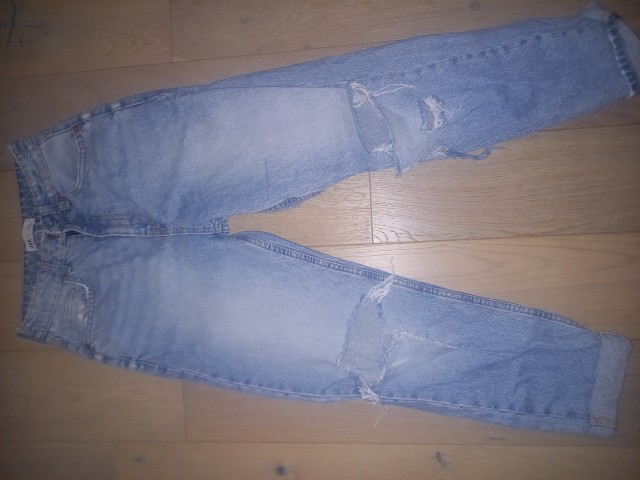 Vse za 30e, ali 5e za kos - foto