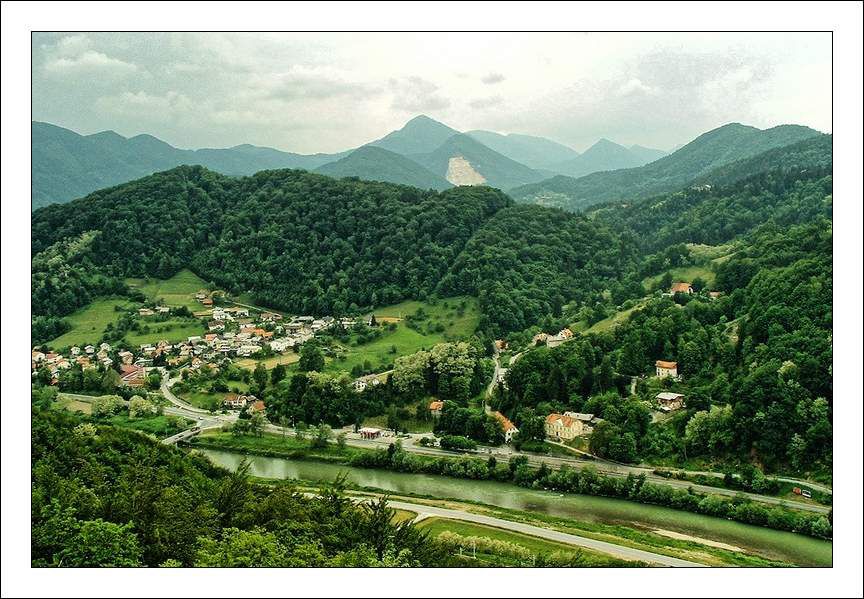 Celje, grad, galerija (likovna dela mladih) - foto povečava