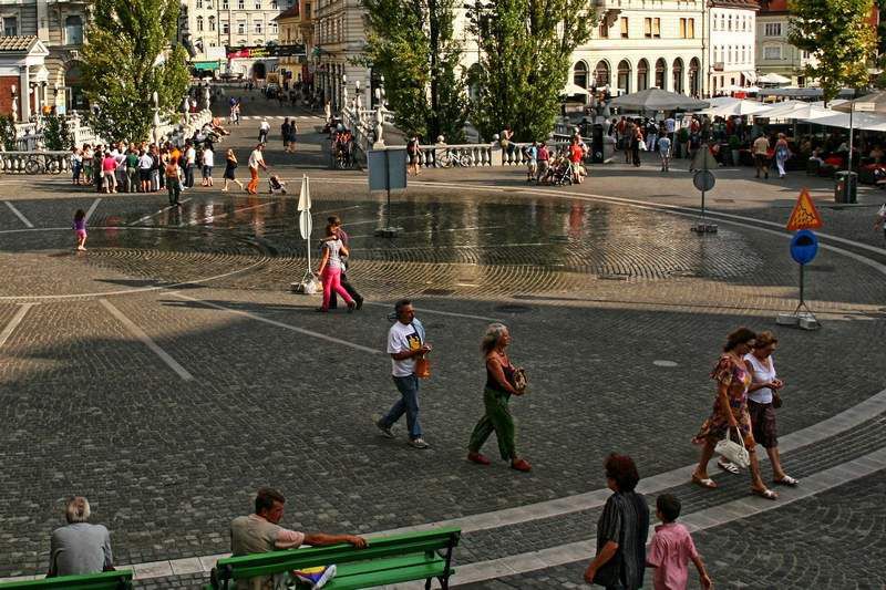 Ljubljana in poletje - foto povečava