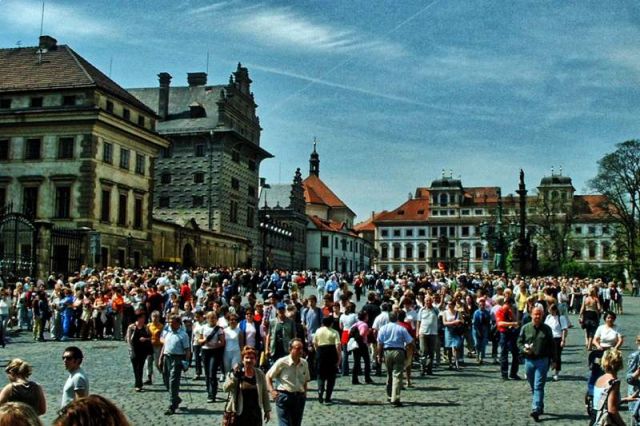češka: praga - hradčani (kraljeva palača) - foto