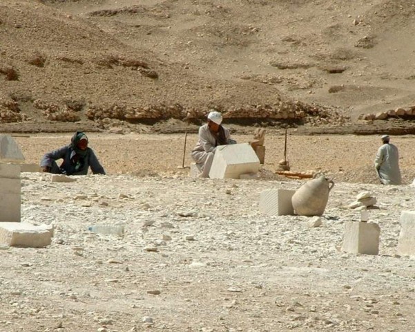 2/3. egipt - deir el bahari - foto