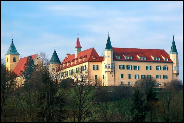 Bildungshauses Schloss St. Martin