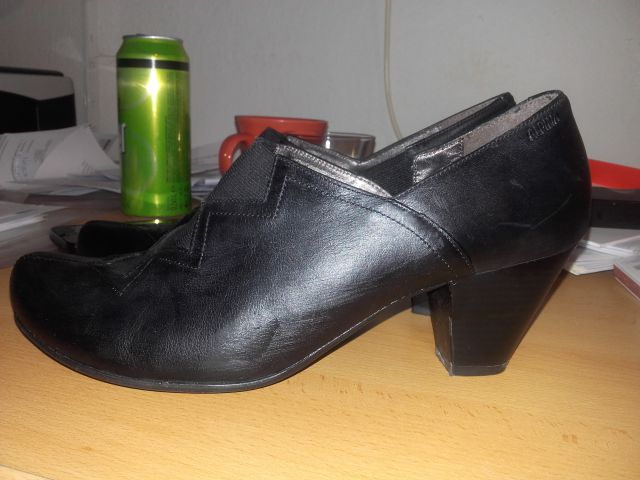 ženski čevlji 41