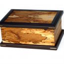 SKRINJICA (šatulja) bukev; 30 cm X 21 cm X 13 cm; 105 €