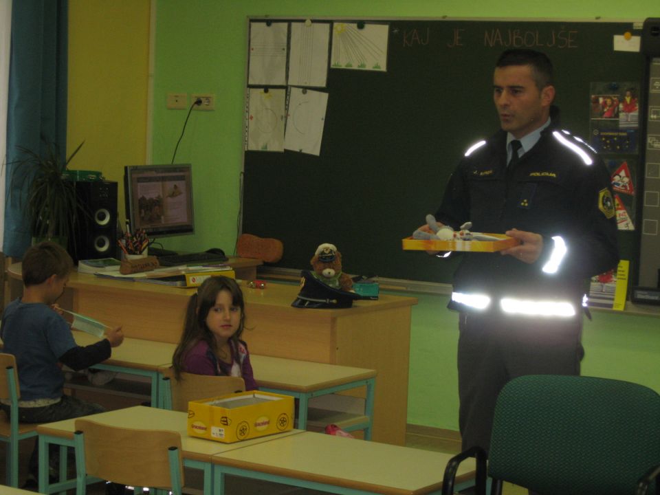 Policist Jure v 1. razredu - foto povečava