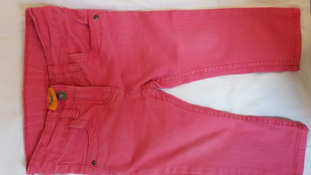 Roza jeans hlače, št 68, 2€