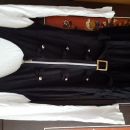 Belo-črna tunika ali oblekca