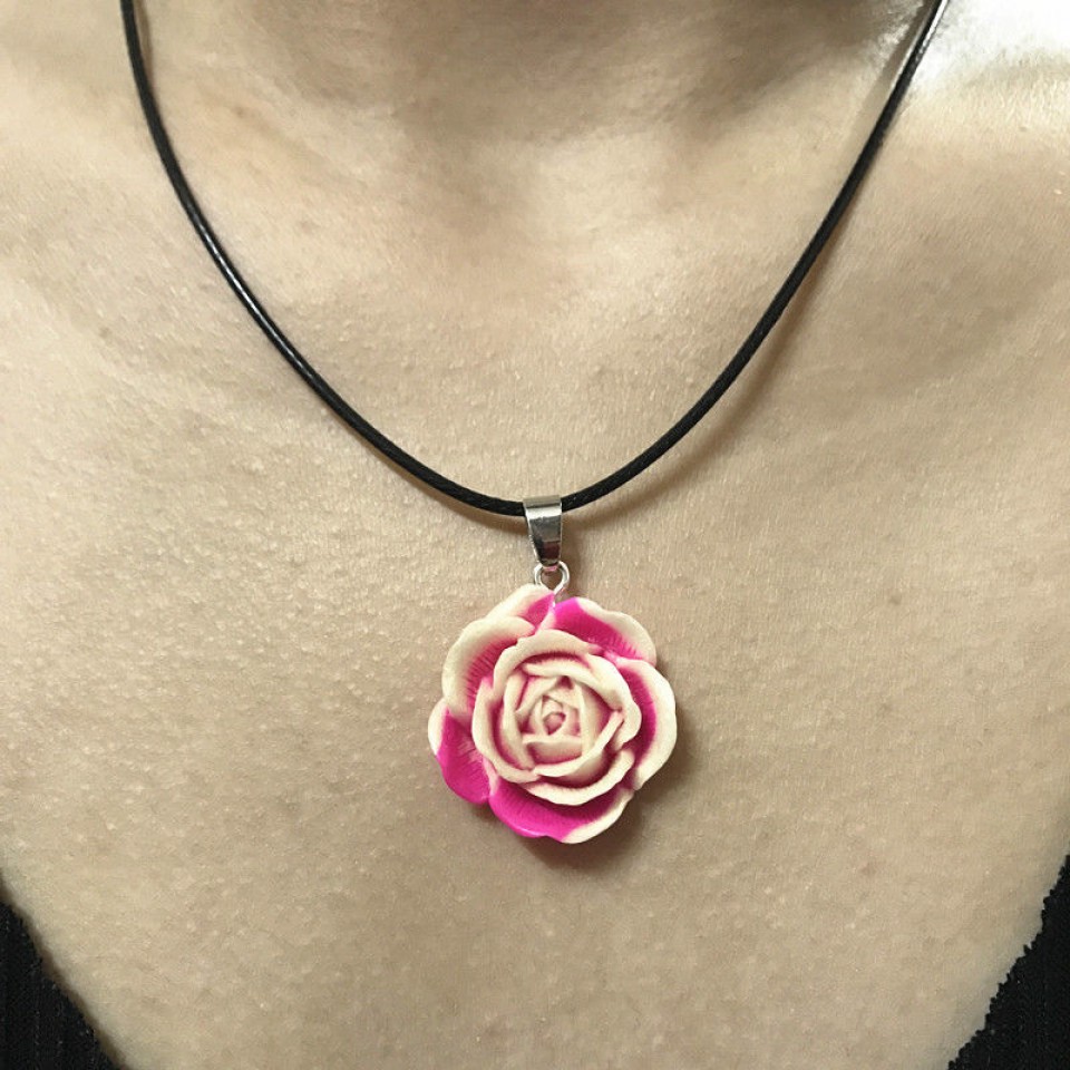 Posebna Unikatna Ogrlica Vrtnica, več barv