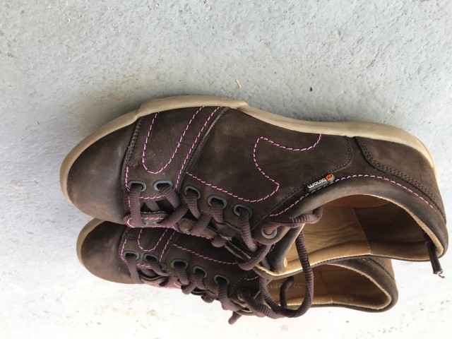 Ženski čevlji Alpina Binom št. 37