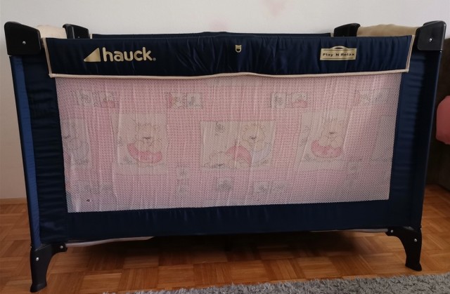 Hauck prenosna postelja  - foto