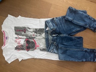 Majica in jeans