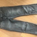 Kavbojke do kolen H&M