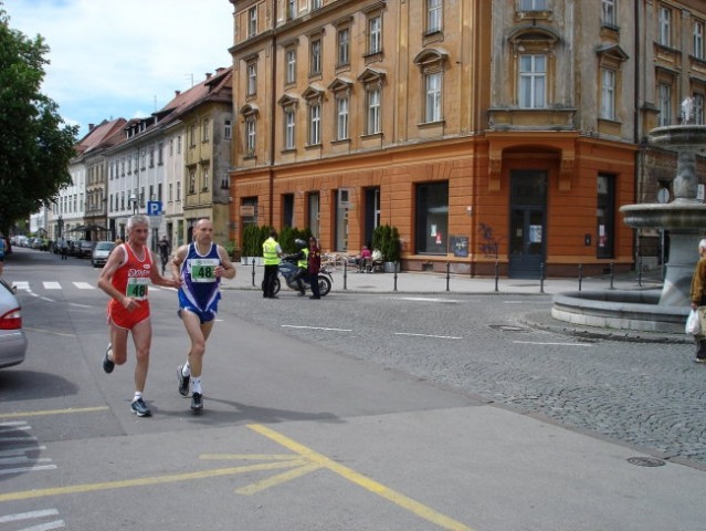 Ljubljana - tek trojk 2005 - foto