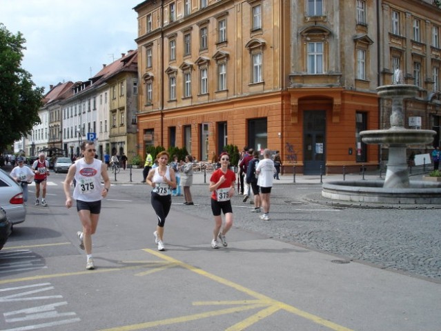 Ljubljana - tek trojk 2005 - foto