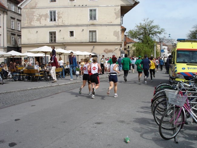 Ljubljana - tek trojk 2005 - foto povečava