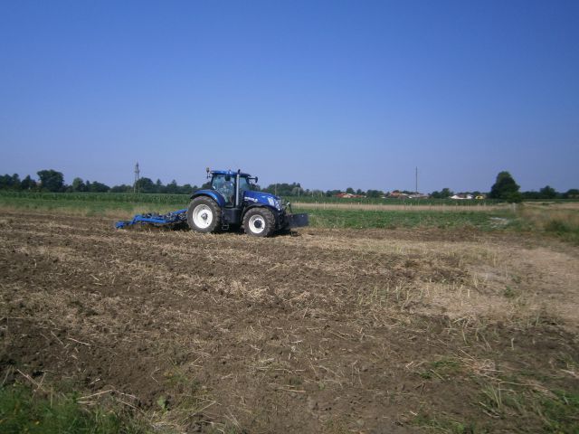 New holland t7 270 in new holland 8560 - foto