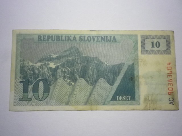 10 b