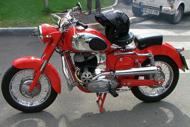 Srečanje oldtajmerjev v Črni 2008 - foto povečava