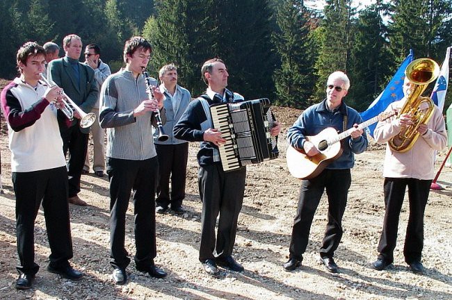 Otvoritev asfaltne ceste Črna Šoštanj - foto povečava
