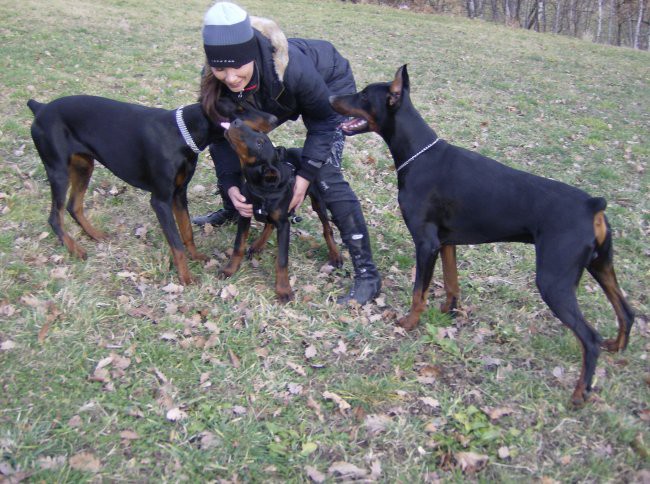 Pri Minci na obisku - foto povečava