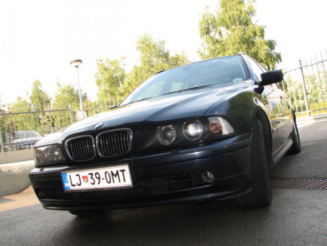 BMW naprodaj - foto