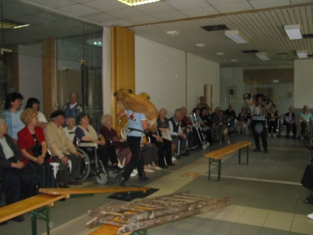 Dom starej. občanov Poljane - maj '05 - foto