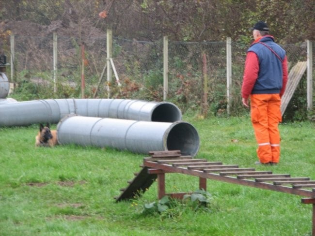 Izpiti-R_12.11.'05-graščina Dol - foto povečava