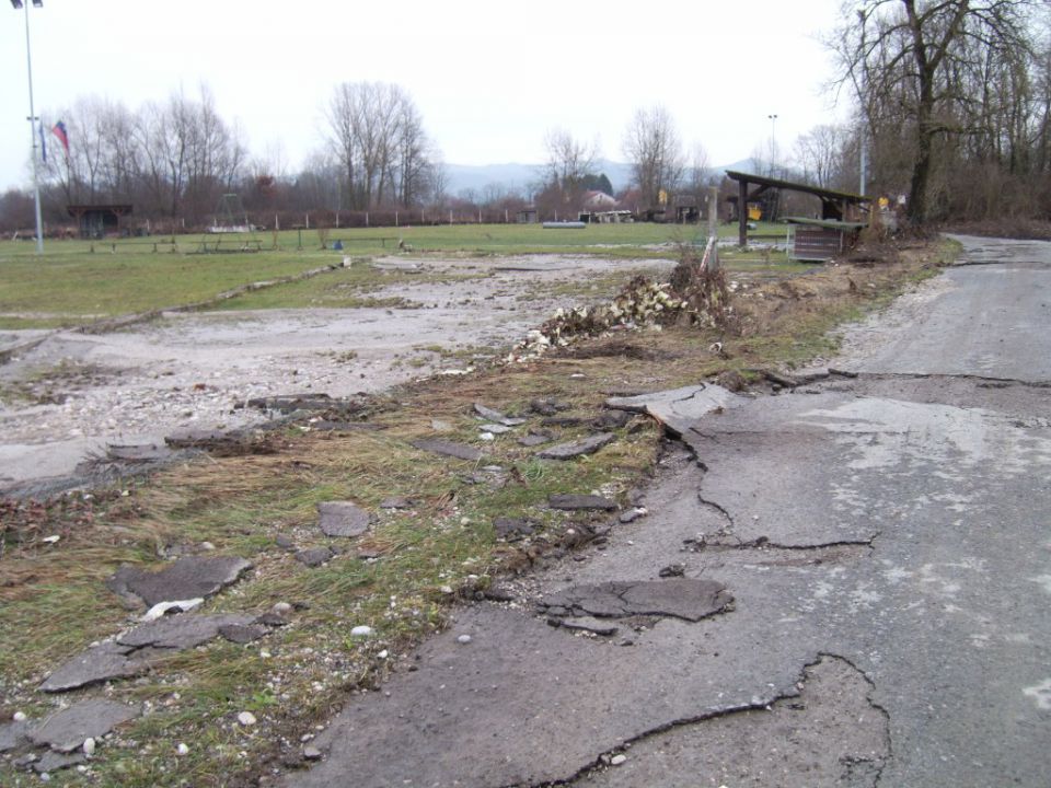  poplava na poligonu KD Krim_26.12.'09 - foto povečava