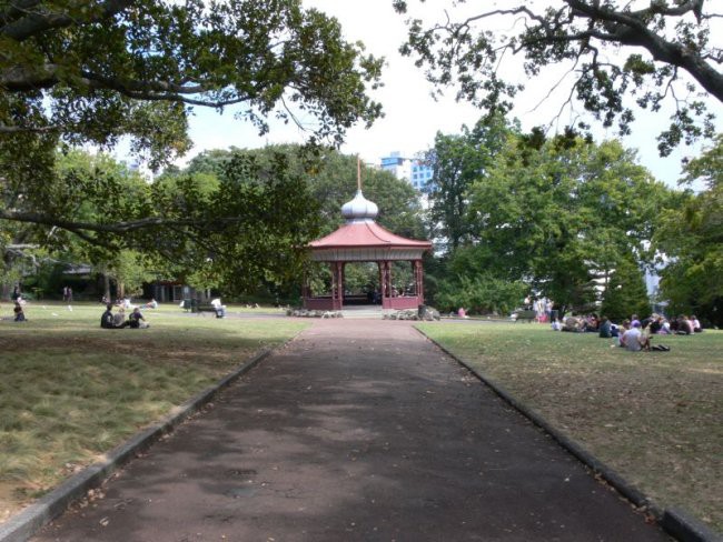21.3.2006, Albert&Victoria Park, Auckland - foto povečava