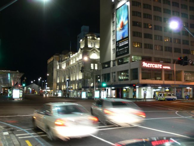 21.3.2006, Auckland ponoci - foto povečava