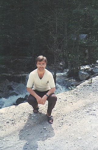 Ob potočku v Logarski dolini 1986