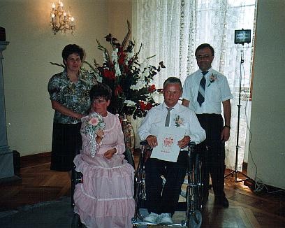 Poročna priča Vladotu in Elici v domu 1991