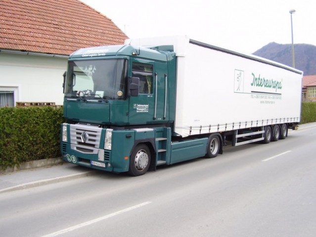 Renault-trucks - foto
